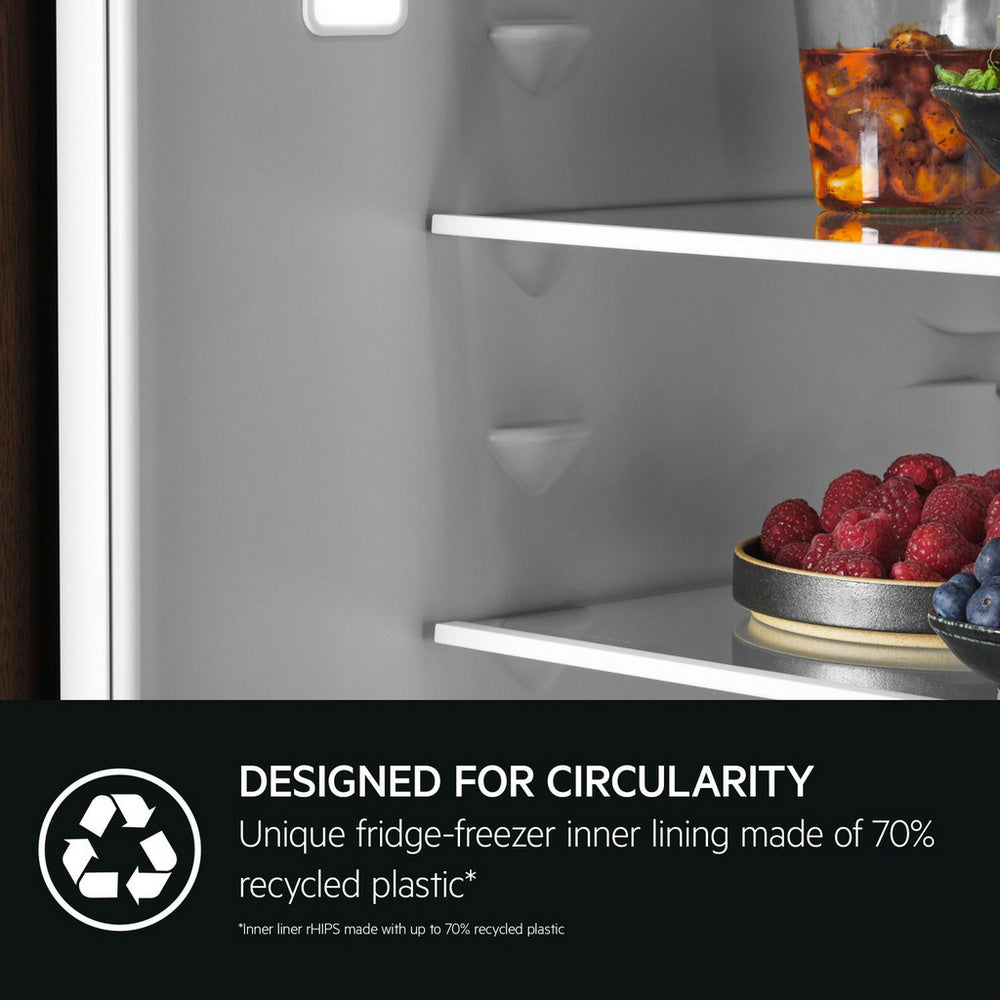 AEG Series 7000 NSC7T185ES GreenZone Built In Frost Free Fridge Freezer
